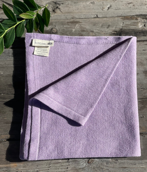 The finest 100% organic cotton, perfect for baby bassinet. Swaddle is pure cotton so safe for baby to sleep. Warm in winter and cool in summer. Choose from our stunning range of block colours and melange. Australian made and owned
